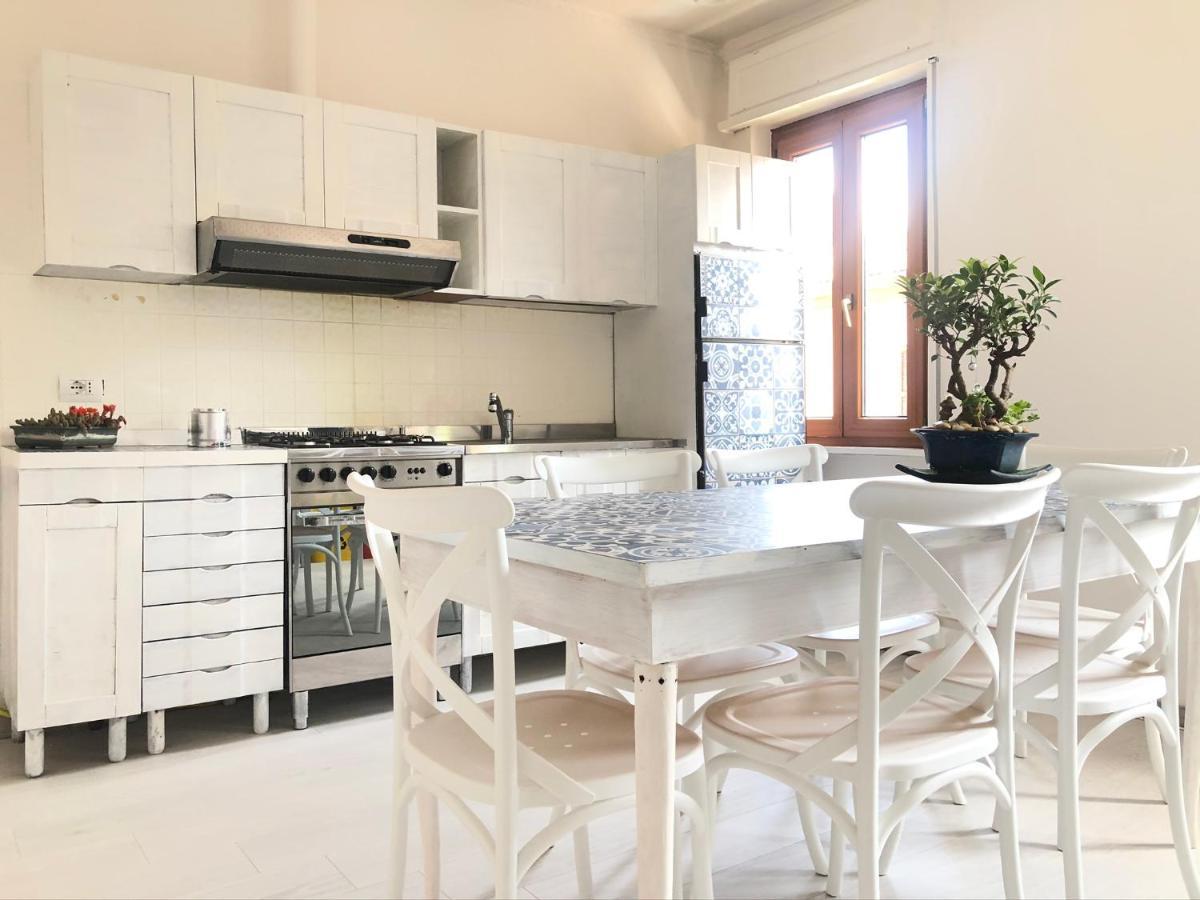 Clua Holiday House Porto Ceresio Zewnętrze zdjęcie